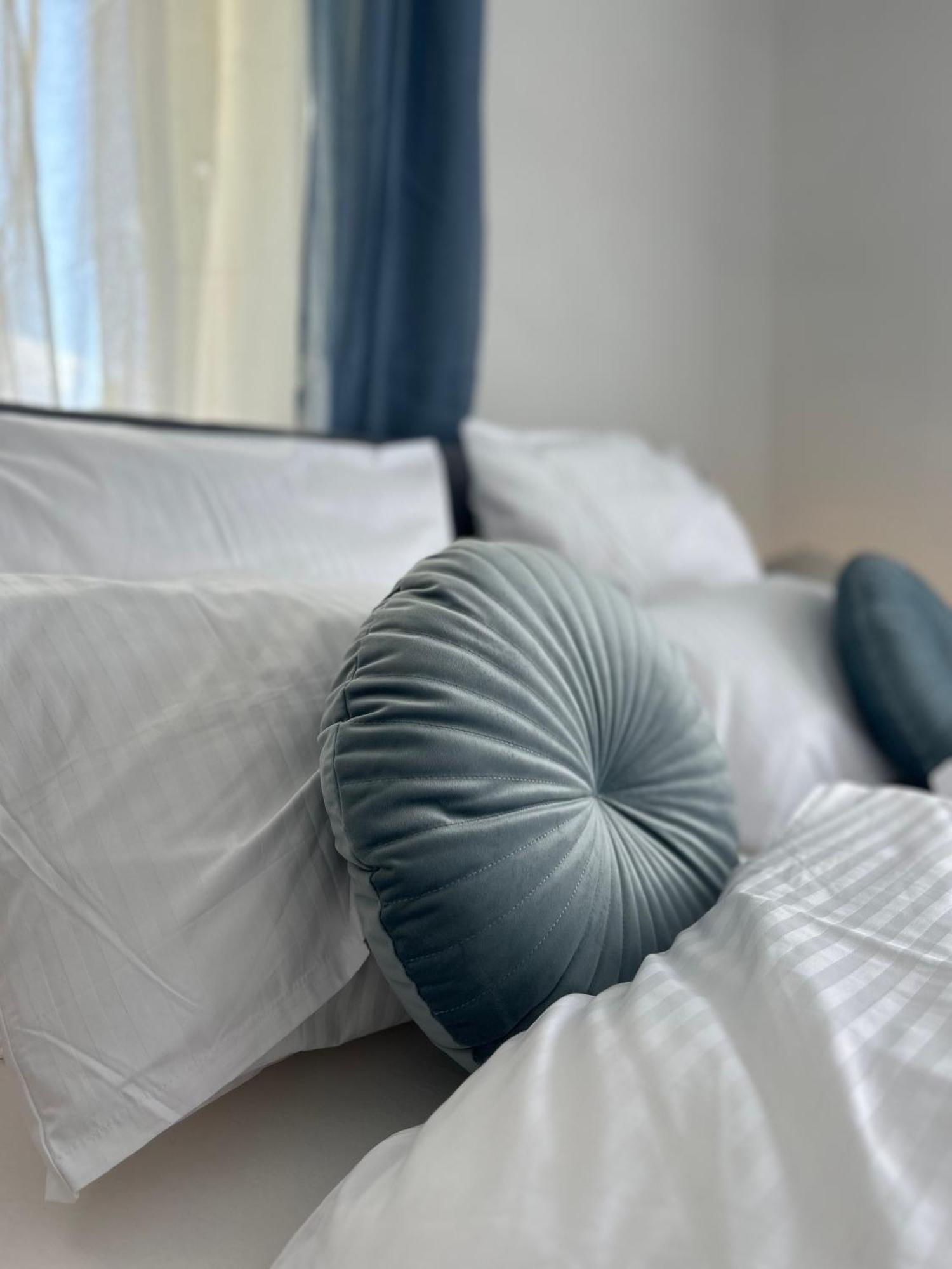 Mintara Apartment Charme Der Stadt Parkplatz Netflix Und Sky Lichtenfels  Kültér fotó